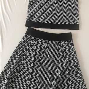 Ann Taylor Sweater Skirt Set S/M